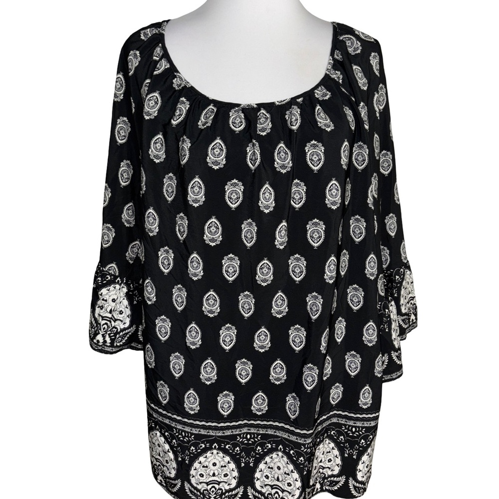 New Directions Black White Patterned Blouse NWT